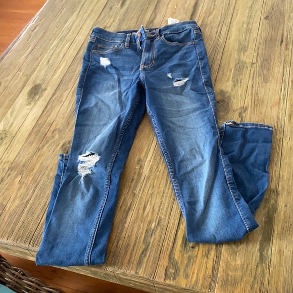 Hollister Denim - Hollister jeans high rise super skinny W23 L 30